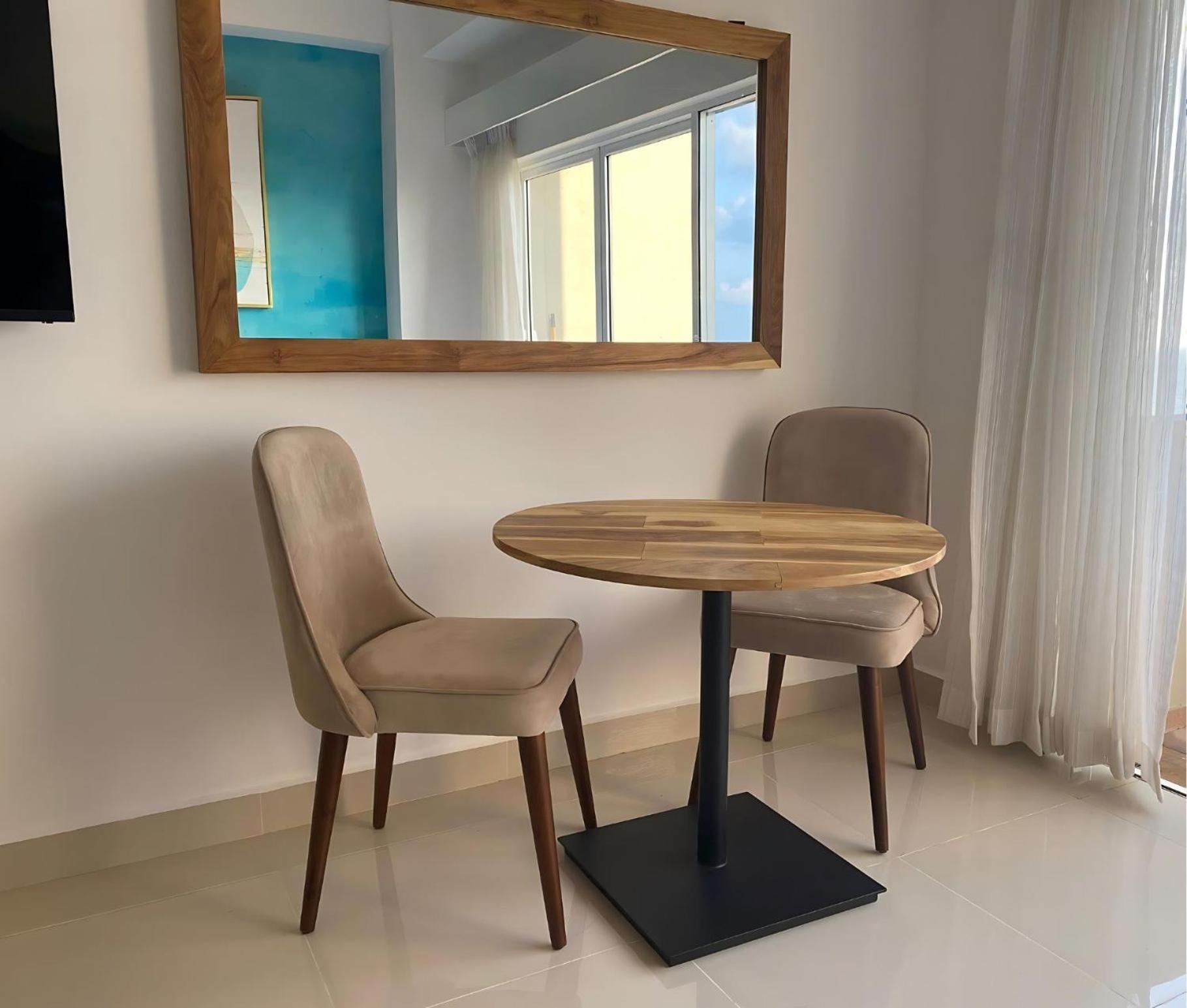 Negombo Ocean Breeze - Bliss On The Beach Luxury Apartments By Serendib Vacation Εξωτερικό φωτογραφία