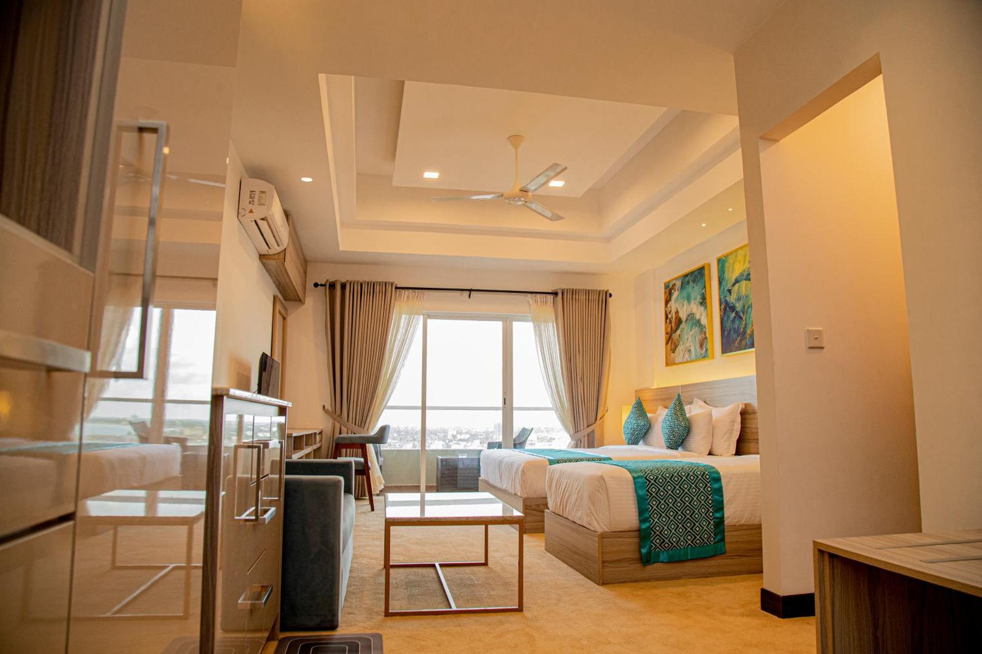 Negombo Ocean Breeze - Bliss On The Beach Luxury Apartments By Serendib Vacation Εξωτερικό φωτογραφία